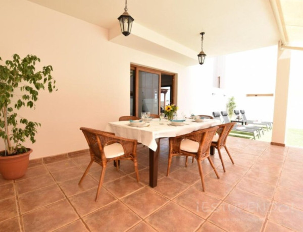 Casa-Chalet en Venta en Teguise (Lanzarote) Las Palmas Ref: CT 8294