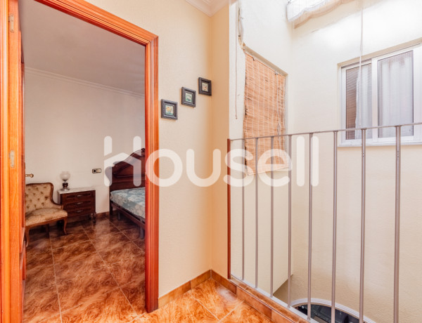 Casa en venta de 101 m² Calle Navarra, 41702 Dos Hermanas (Sevilla)