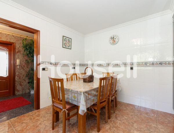 House-Villa For sell in Poio in Pontevedra 