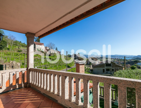 House-Villa For sell in Poio in Pontevedra 