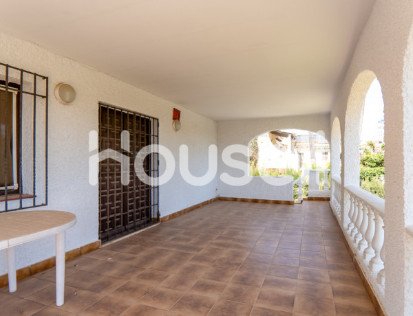 Chalet en venta de 260 m² Calle Azucenas, 03189 Orihuela Costa (Alacant)