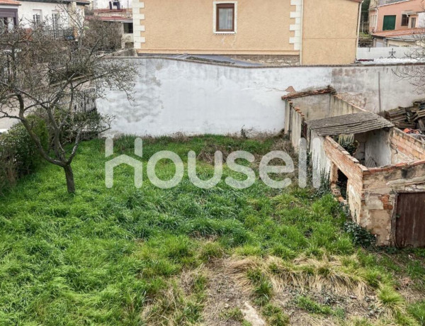 Casa en venta de 201 m² Calle de Cortes, 09002 Burgos