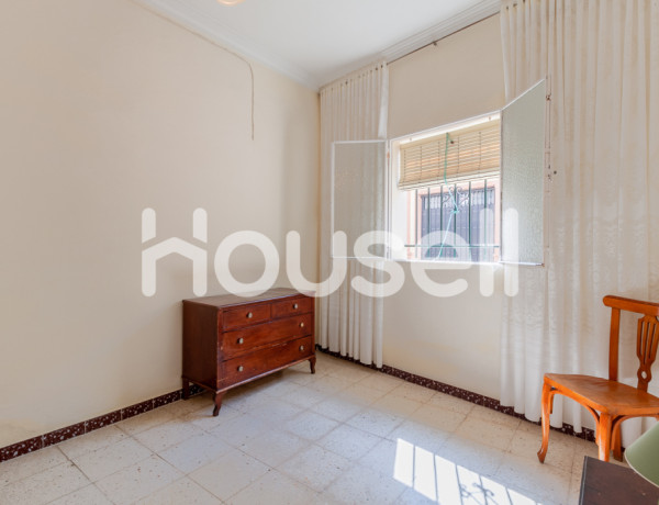 Casa en venta de 121 m² Calle Torre Cuadrada, 41016 Sevilla