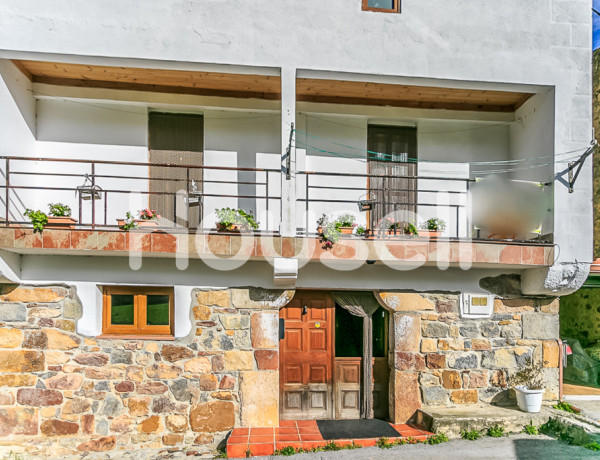 House-Villa For sell in Ampuero in Cantabria 