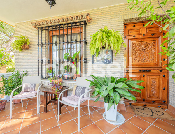 Chalet en venta de 444 m² Calle Antonio Pérez 1, bj, 41930 Bormujos (Sevilla)