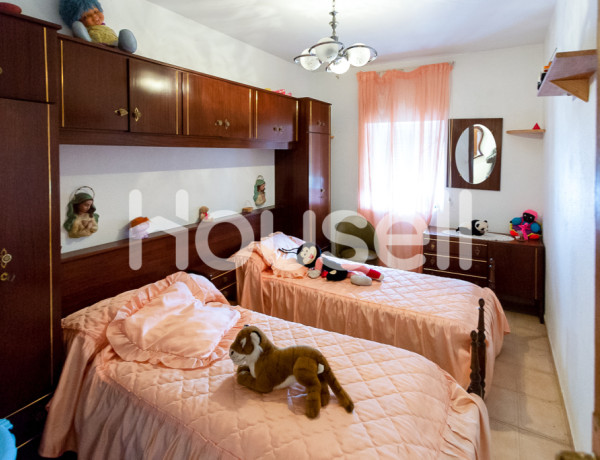 Town house For sell in Ribera Baja in Álava 