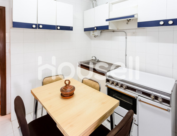 Town house For sell in Ribera Baja in Álava 