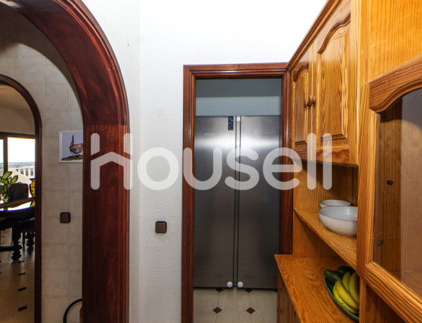 House-Villa For sell in San Bartolome De Tirajana in Las Palmas 