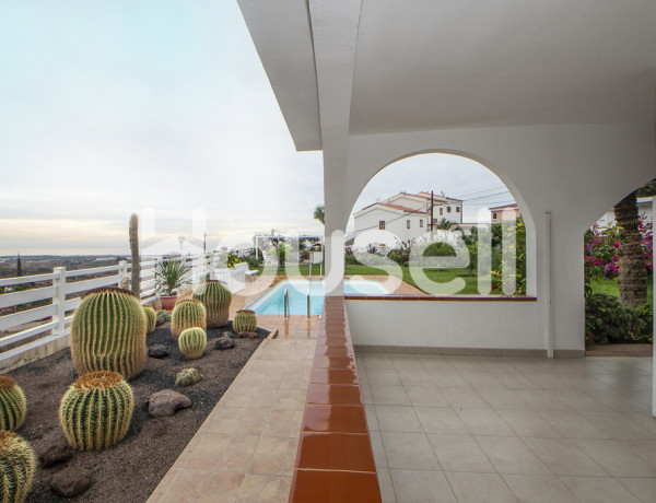 House-Villa For sell in San Bartolome De Tirajana in Las Palmas 