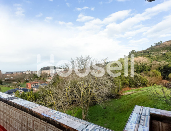 House-Villa For sell in Laredo in Cantabria 