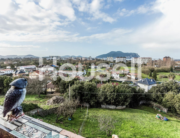 House-Villa For sell in Laredo in Cantabria 