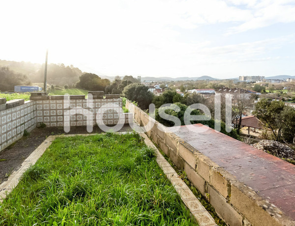 House-Villa For sell in Laredo in Cantabria 
