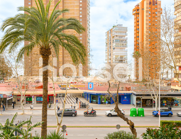 Piso en venta de 80 m² Avenida del Mediterráneo, 03503 Benidorm (Alacant)