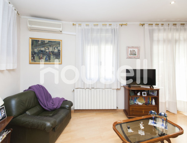 Piso en venta de 89 m² en Calle de Valldonzella, 08001 Barcelona