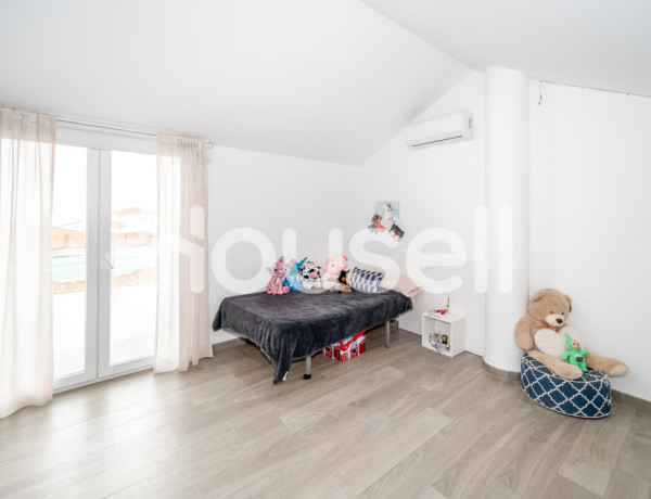 Chalet en venta de 326 m² Calle Fuente Alegre, 29190 Málaga