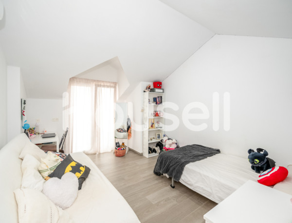 Chalet en venta de 326 m² Calle Fuente Alegre, 29190 Málaga