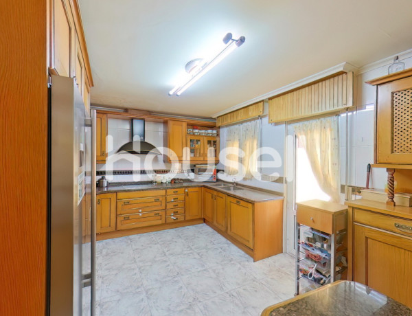 House-Villa For sell in Medina Del Campo in Valladolid 