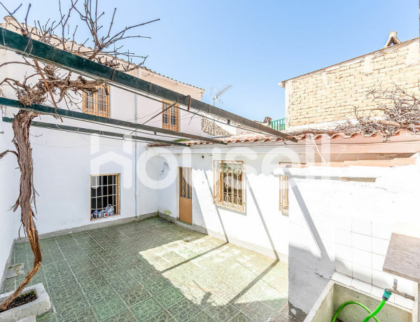 Town house For sell in Loja in Granada 