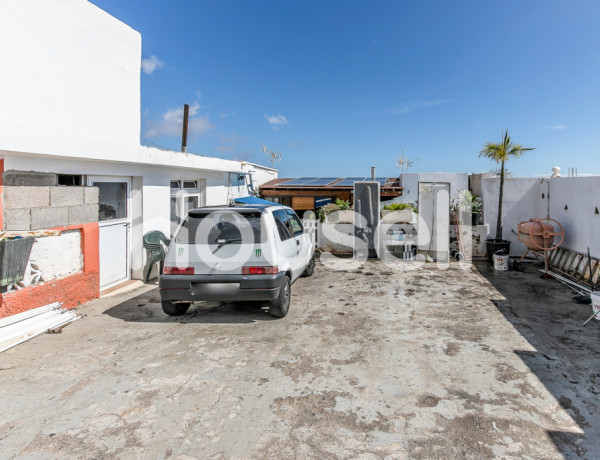 House-Villa For sell in Candelaria in Santa Cruz de Tenerife 