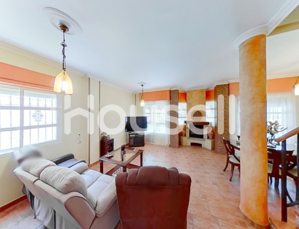 House-Villa For sell in Gelves in Sevilla 