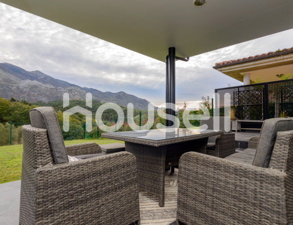 House-Villa For sell in Caravia in Asturias 