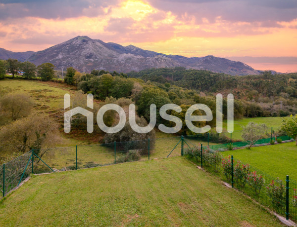 House-Villa For sell in Caravia in Asturias 