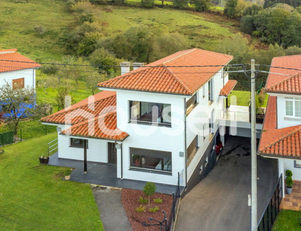 House-Villa For sell in Caravia in Asturias 