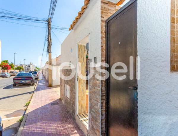 House-Villa For sell in Torrevieja in Alicante 