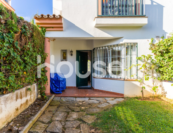 Chalet pareado en venta de 174 m² Urb. Lomas del Puerto, 29670 Marbella (Málaga)