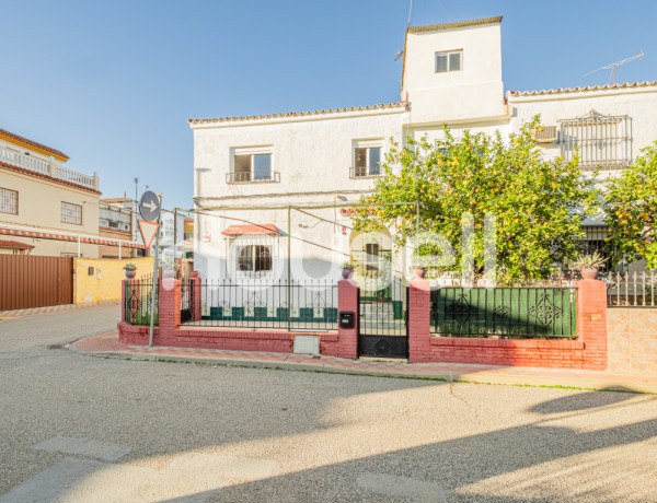 Casa en venta de 130 m² Calle Ataulfo, 41703 Dos Hermanas (Sevilla)