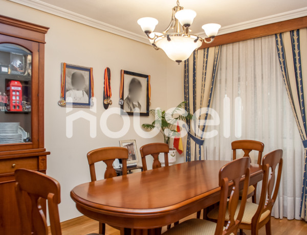 Casa en venta de 211 m² Carretera Aldealengua, 37003 Salamanca
