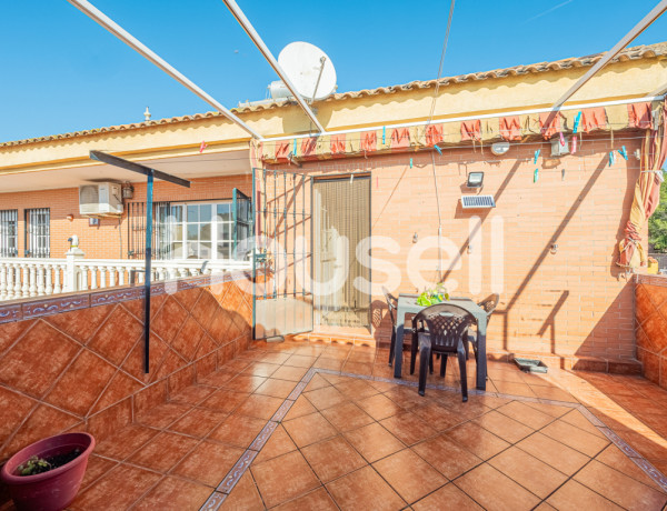 House-Villa For sell in Dos Hermanas in Sevilla 