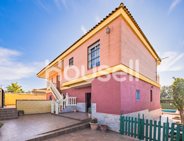 House-Villa For sell in Dos Hermanas in Sevilla 