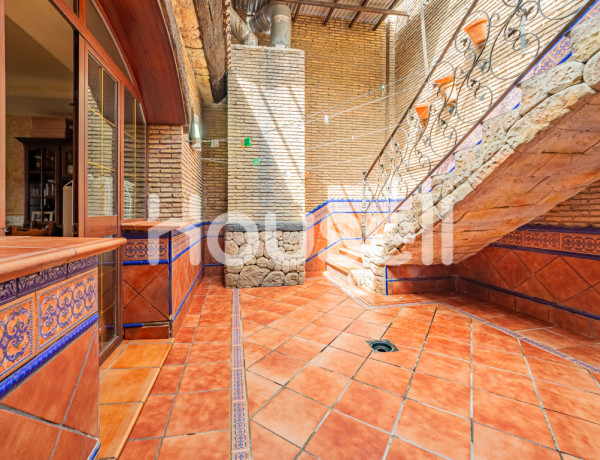 House-Villa For sell in Dos Hermanas in Sevilla 