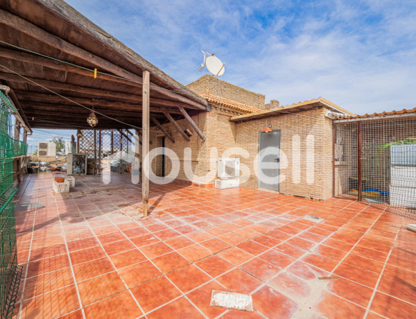 House-Villa For sell in Dos Hermanas in Sevilla 