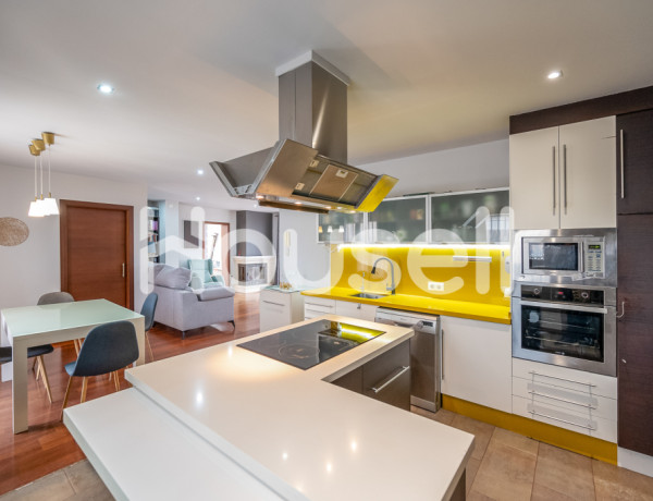 House-Villa For sell in Rincon De La Victoria in Málaga 