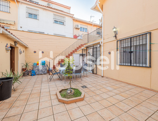 House-Villa For sell in Dos Hermanas in Sevilla 