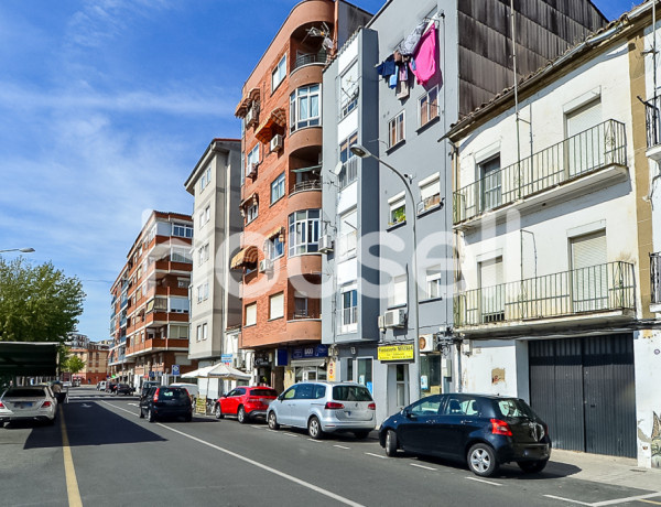 Casa de 144m² en Calle Tornavacas, 10600 Plasencia (Cáceres)