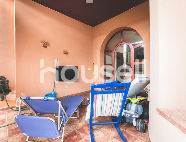 Casa en venta de 260 m² Calle Constantino Lazaro, 06490 Puebla de la Calzada (Badajoz)