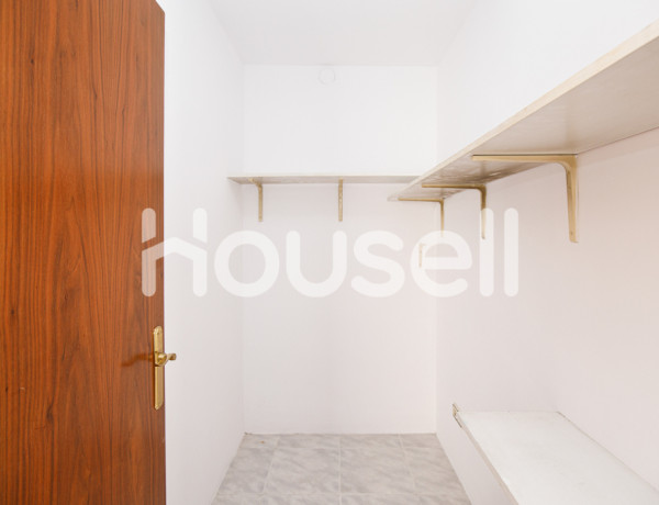 Flat For sell in Sant Joan De Les Abadesses in Girona 