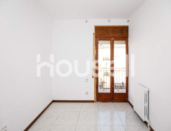 Flat For sell in Sant Joan De Les Abadesses in Girona 