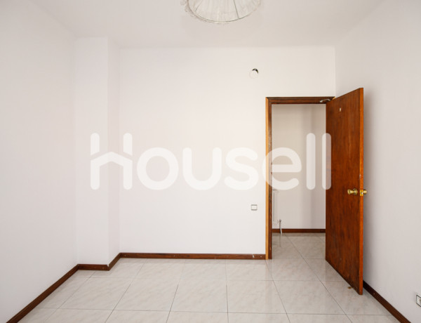 Flat For sell in Sant Joan De Les Abadesses in Girona 