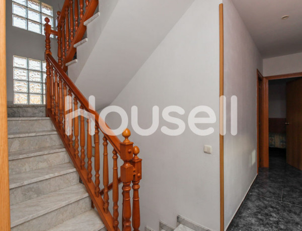 Casa en venta de 247 m² Calle Valls, 08620 Sant Vicenç dels Horts (Barcelona)