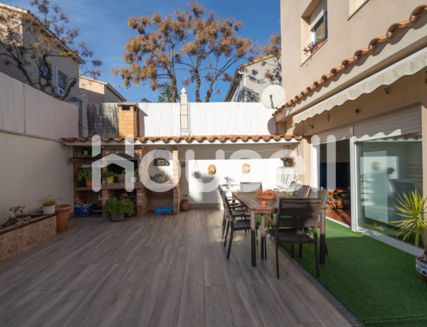 Casa en venta de 167 m² Calle Aneto, 08800 Vilanova i la Geltrú (Barcelona)