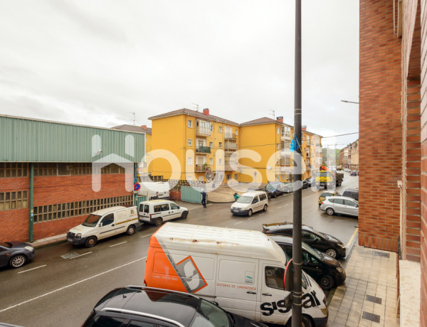 Piso en venta de 73 m² Avenida Pando, 33690 Llanera (Asturias)