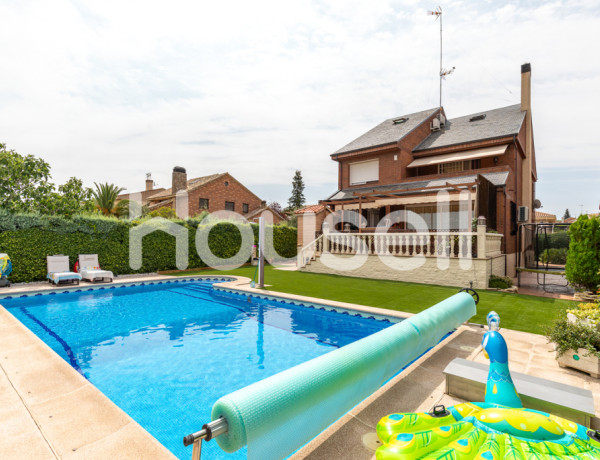 Chalet en venta de 375 m² Calle Cetrería, 45216 Carranque (Toledo)