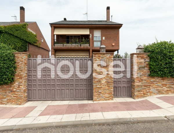 Chalet en venta de 375 m² Calle Cetrería, 45216 Carranque (Toledo)