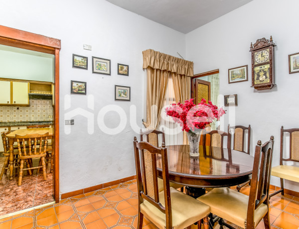 House-Villa For sell in San Cristobal De La Laguna in Santa Cruz de Tenerife 