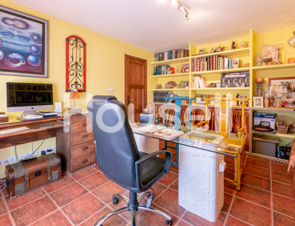 House-Villa For sell in Vélez Malaga in Málaga 