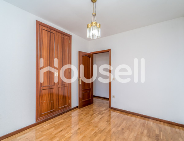 Flat For sell in Laguna De Duero in Valladolid 